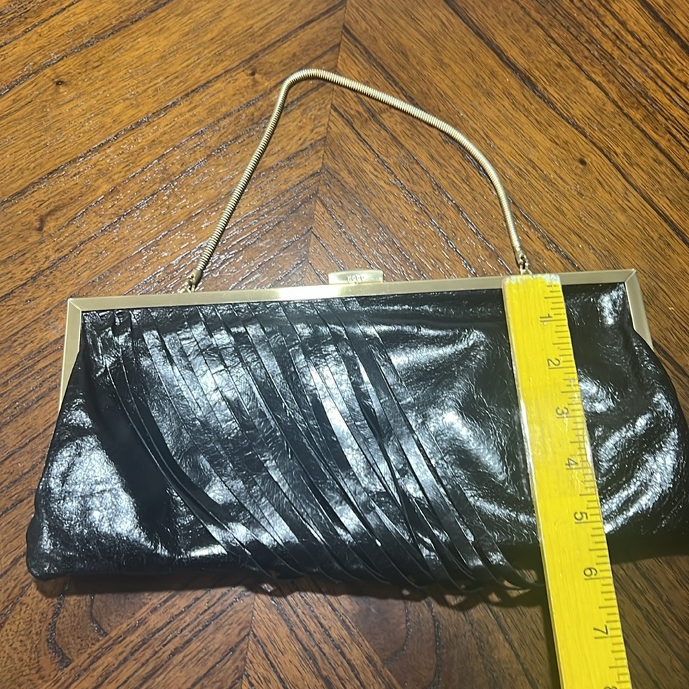 HOBO leather clutch like new - Picture 9 of 9